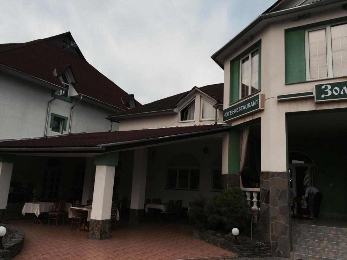 Отель Hotel Zoloti Vorota Лалово-13